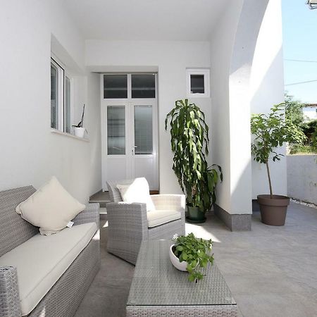 Apartments Ines Murter Exterior photo